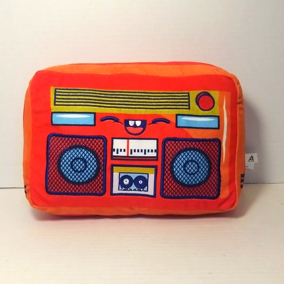 Subway Surfers Subsurf Street Jammers Red Boombox Plush - Picture 3 of 9